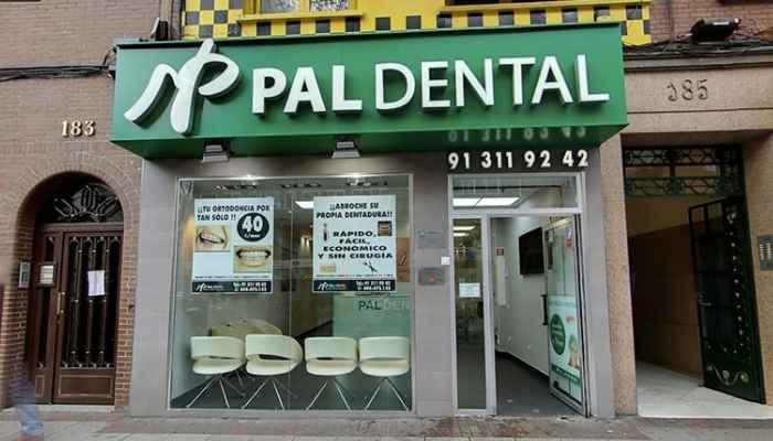 Fachada exterior Pal Dental
