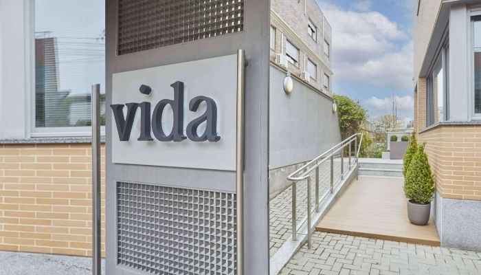Fachada exterior de la clínica Vida Fertility Institute en Madrid